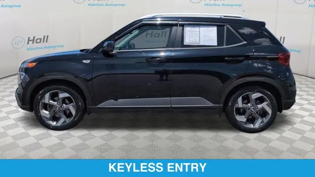 2023 Hyundai VENUE SEL