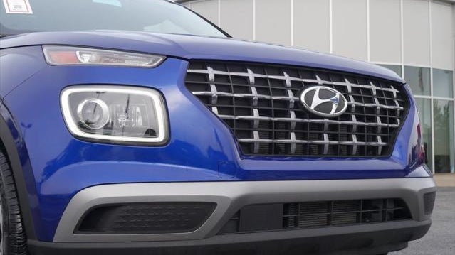 2023 Hyundai VENUE Limited