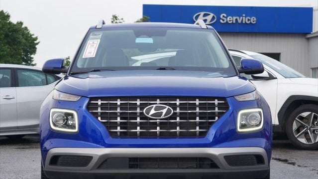 2023 Hyundai VENUE Limited