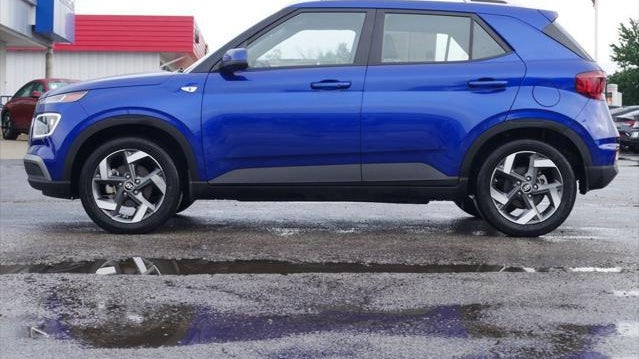 2023 Hyundai VENUE Limited