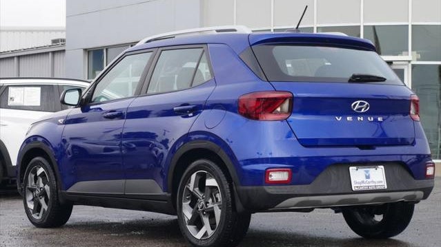 2023 Hyundai VENUE Limited