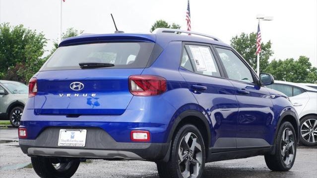 2023 Hyundai VENUE Limited