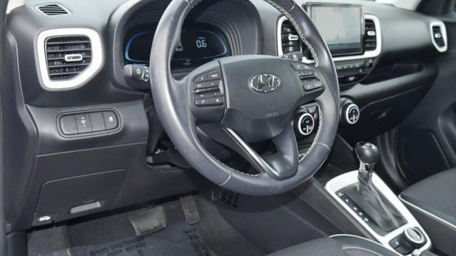2023 Hyundai VENUE Limited