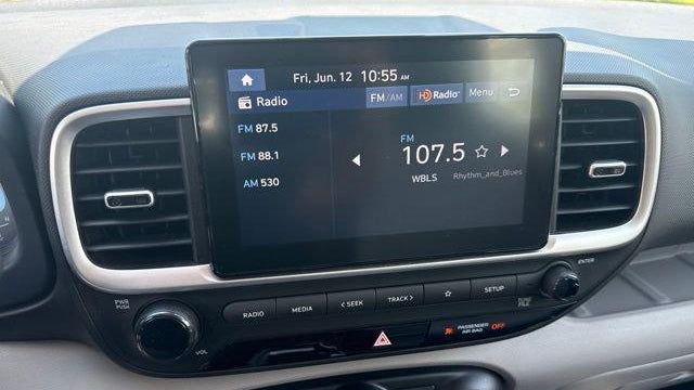 2023 Hyundai VENUE SEL