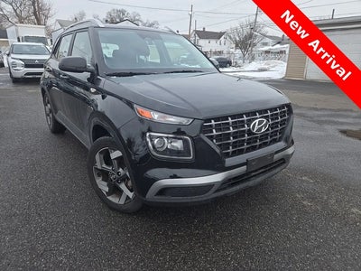 Photo of a 2023 Hyundai Venue SEL 4DR Crossover for sale