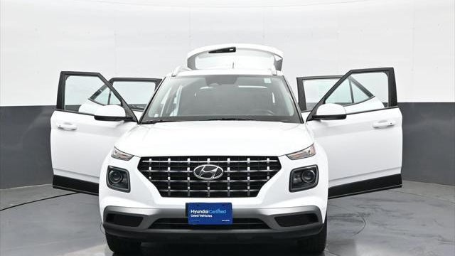 2024 Hyundai VENUE SEL
