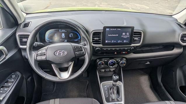 2024 Hyundai VENUE SEL