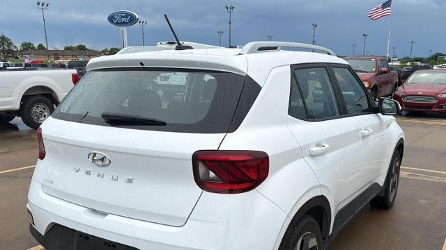 2024 Hyundai VENUE SEL
