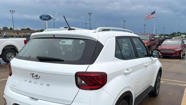 2024 Hyundai VENUE SEL