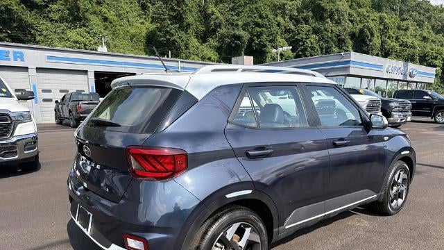 2025 Hyundai VENUE SEL