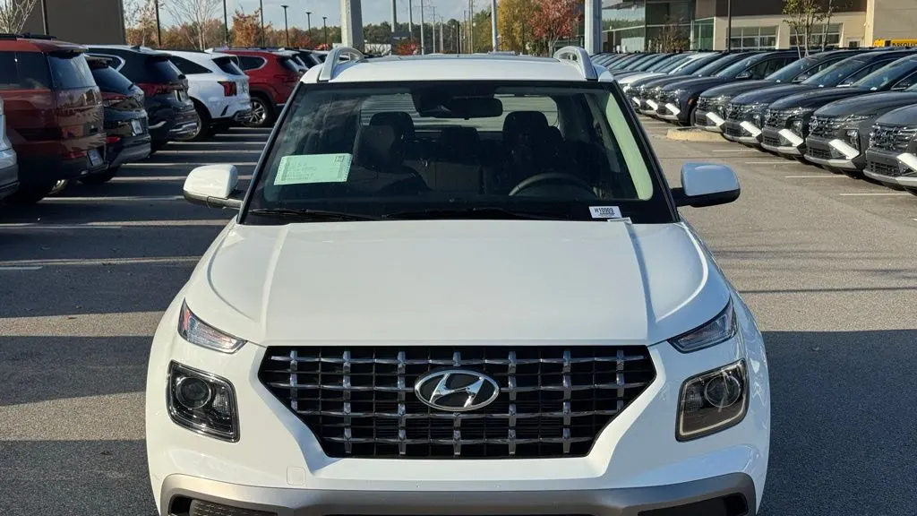 2026 Hyundai VENUE SEL