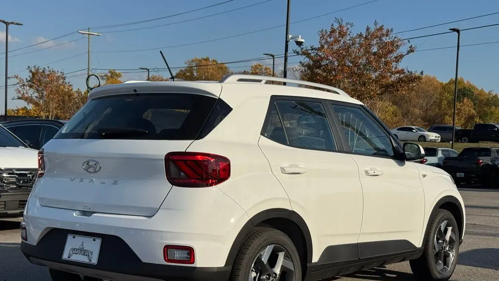 2026 Hyundai VENUE SEL