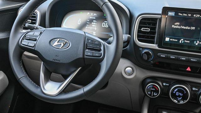 2026 Hyundai VENUE SEL