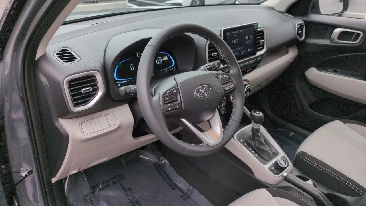 2026 Hyundai VENUE SEL