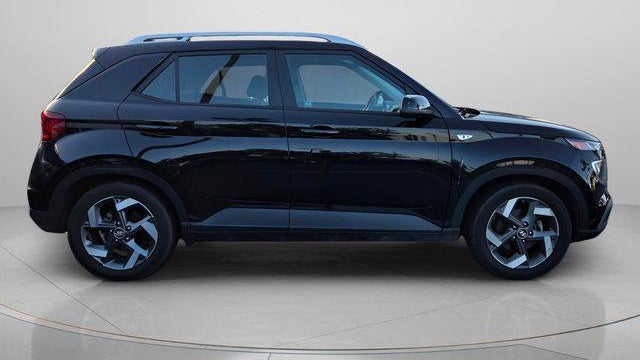 2021 Hyundai VENUE SEL