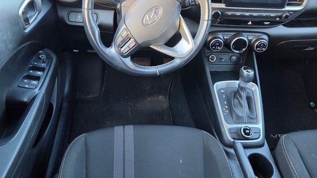 2021 Hyundai VENUE SEL