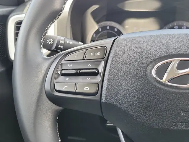 2022 Hyundai Venue - $17,990