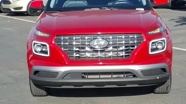 2022 Hyundai VENUE SEL