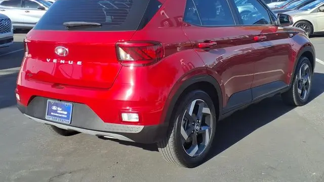 2022 Hyundai VENUE SEL
