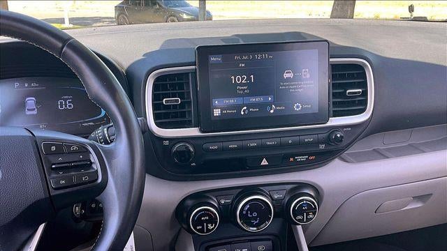 2023 Hyundai VENUE SEL
