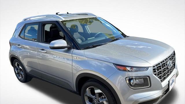 2023 Hyundai VENUE SEL