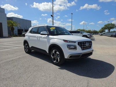 2023 Hyundai Venue SEL 4DR Crossover