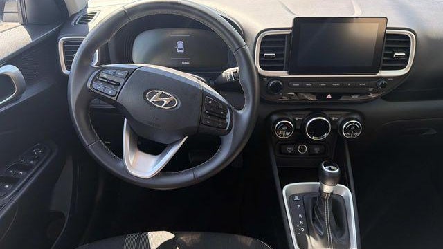 2023 Hyundai VENUE SEL