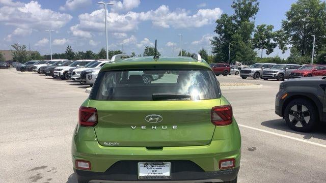 2023 Hyundai VENUE SEL