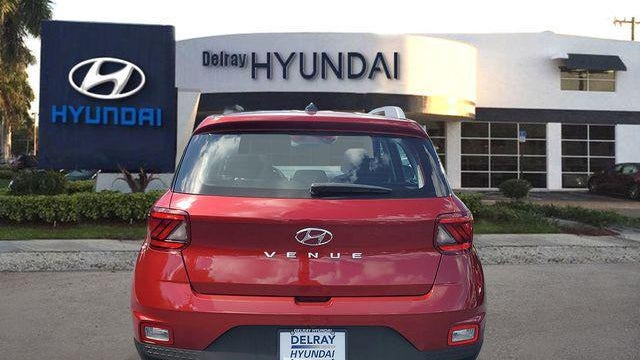 2023 Hyundai VENUE SEL