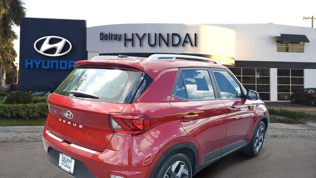 2023 Hyundai VENUE SEL