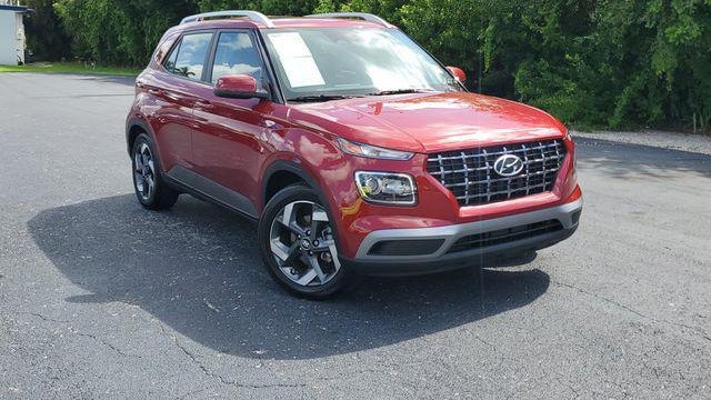 2023 Hyundai VENUE SEL