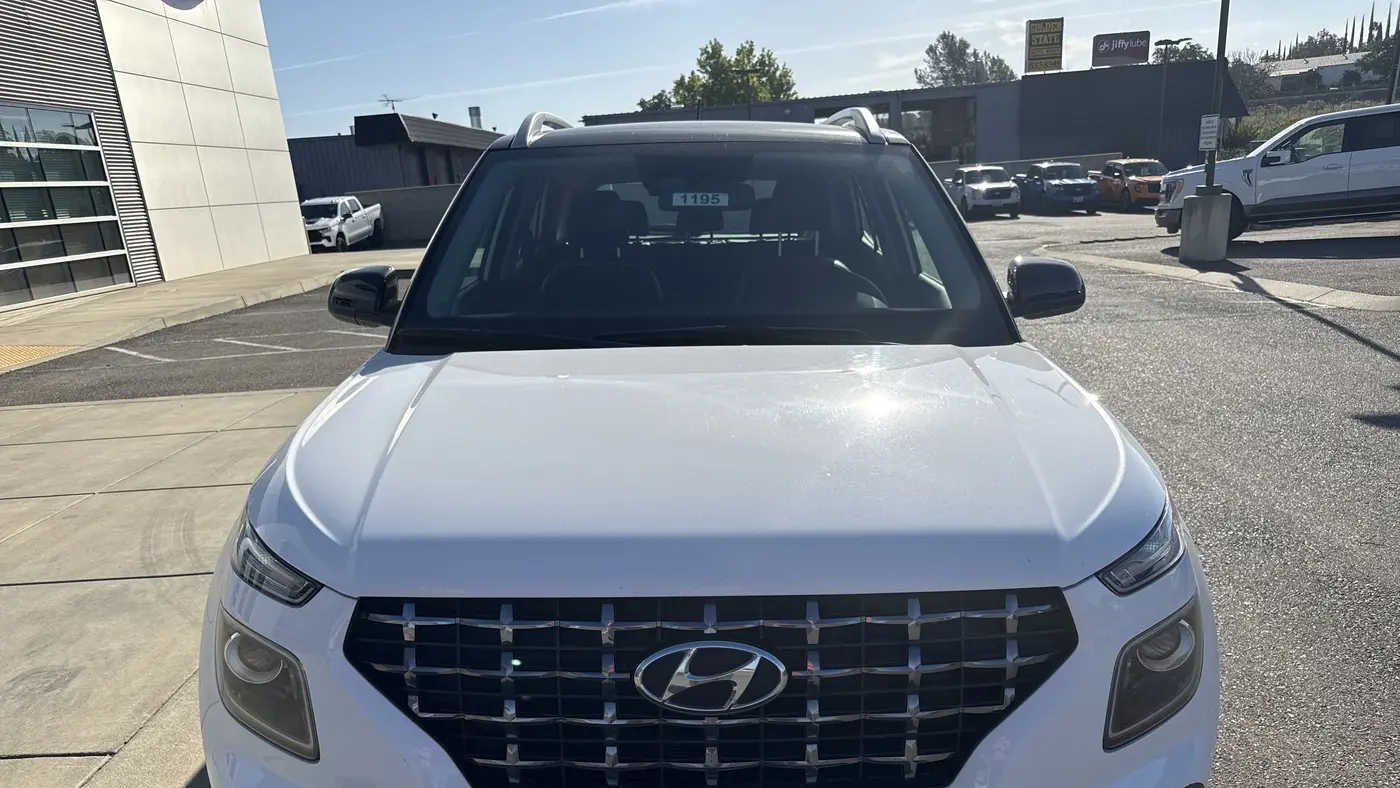 2023 Hyundai VENUE SEL
