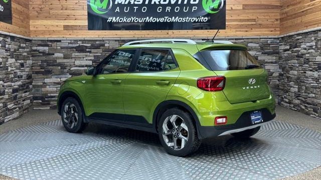 2023 Hyundai VENUE SEL