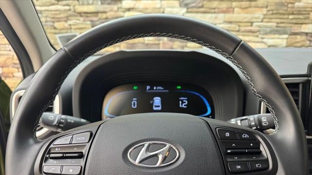 2023 Hyundai VENUE SEL
