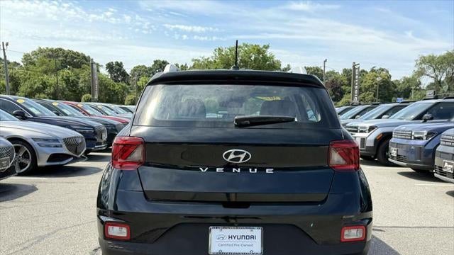 2023 Hyundai VENUE SEL