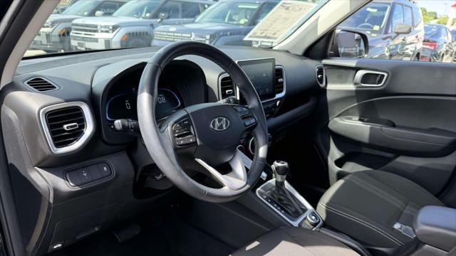 2023 Hyundai VENUE SEL