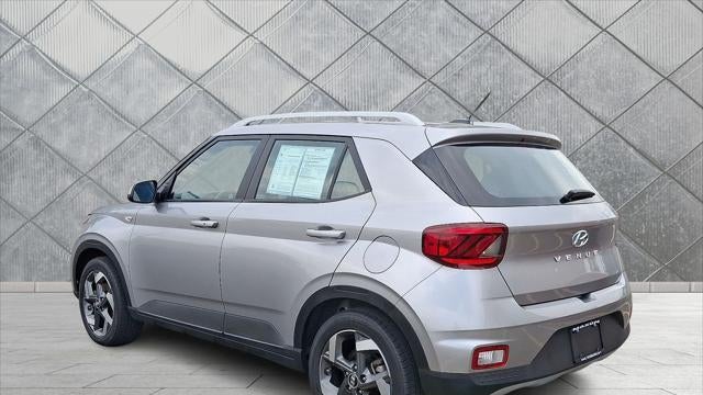 2024 Hyundai VENUE SEL