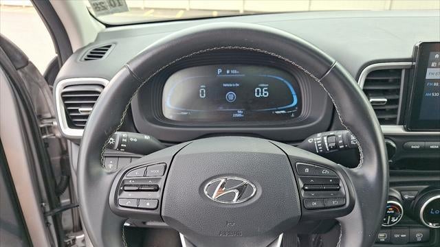 2024 Hyundai VENUE SEL