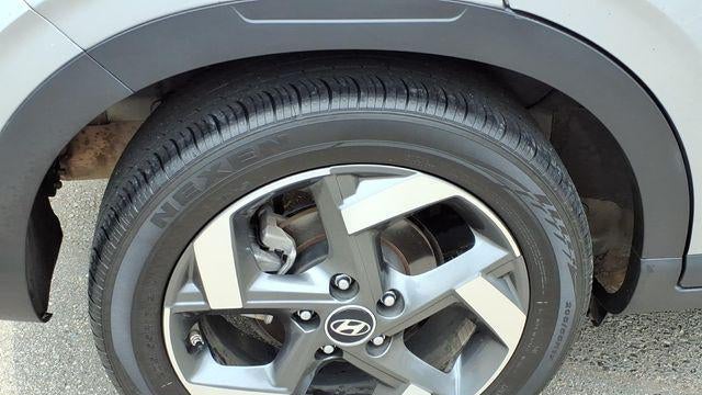 2024 Hyundai VENUE SEL
