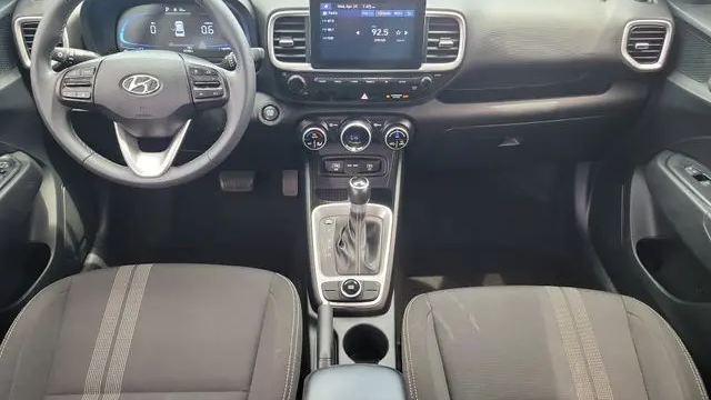 2024 Hyundai VENUE SEL