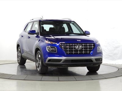 Photo of a 2025 Hyundai Venue Limited 4DR Crossover for sale