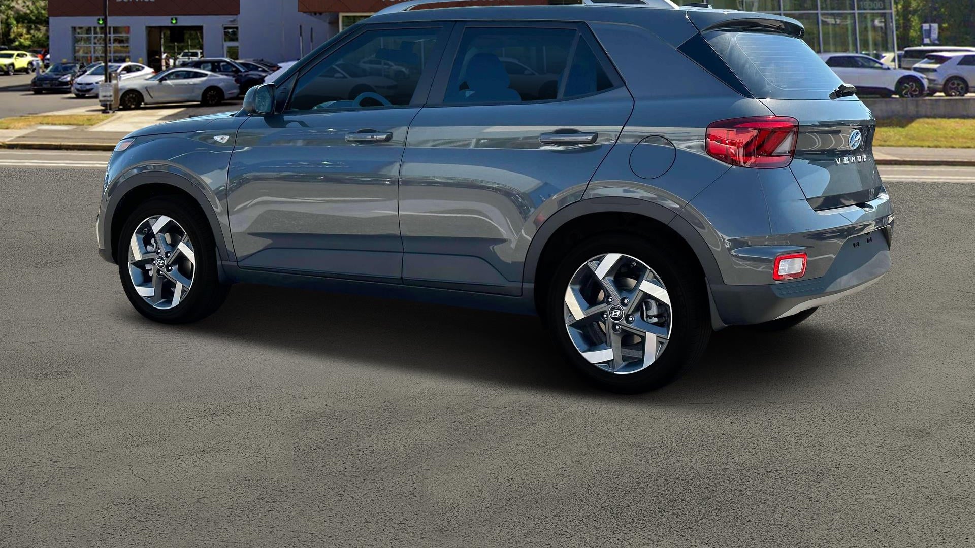 2025 Hyundai VENUE SEL