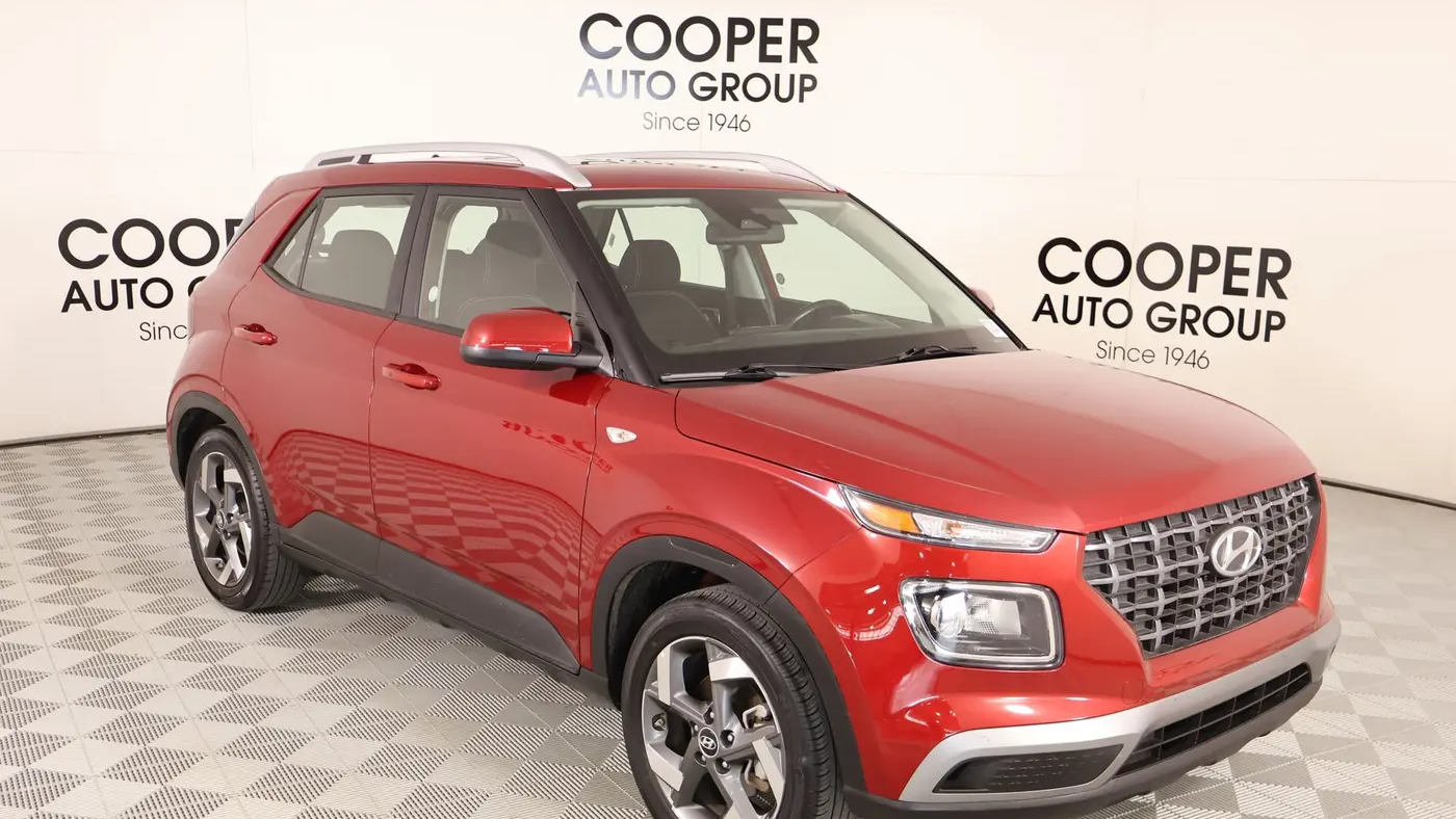 Preowned 2025 Hyundai VENUE SEL for Sale