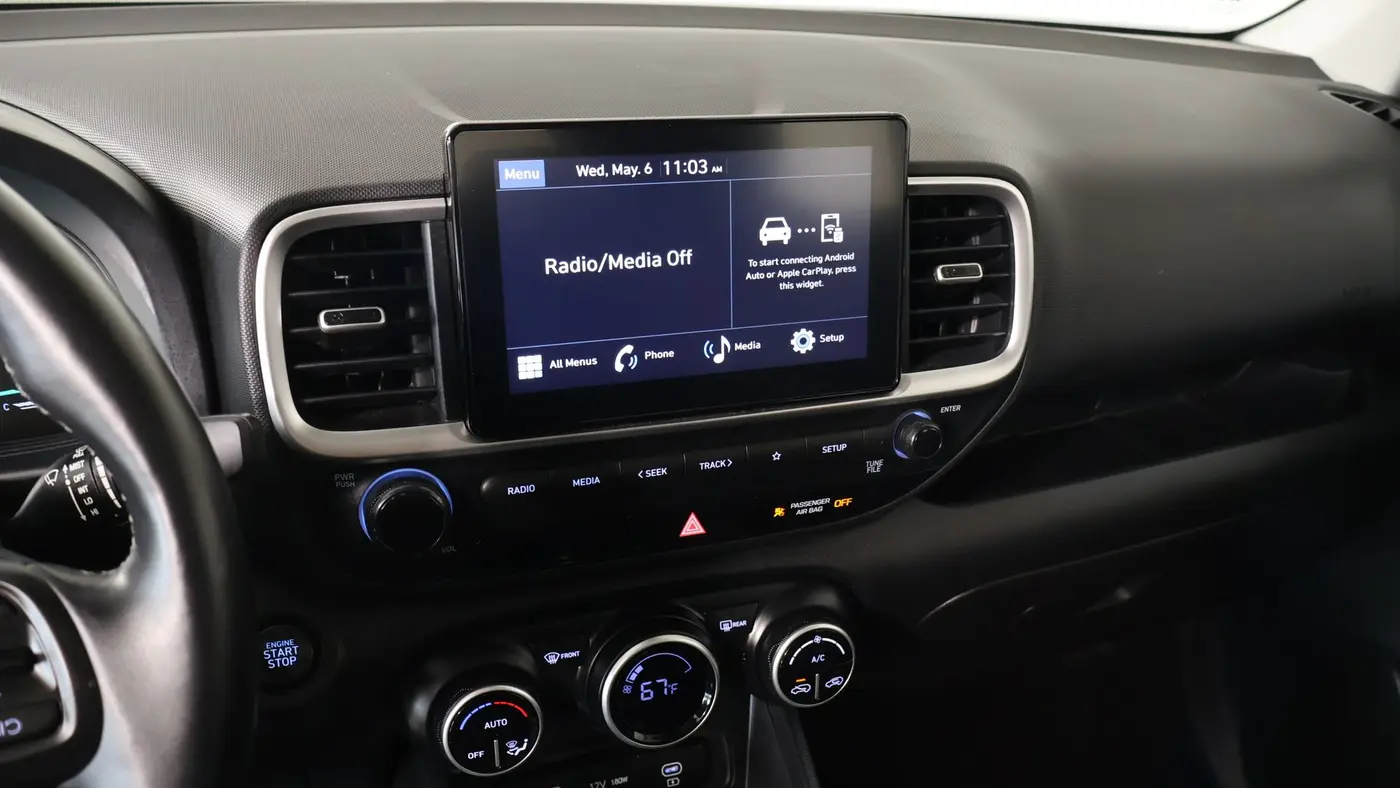 2025 Hyundai VENUE SEL