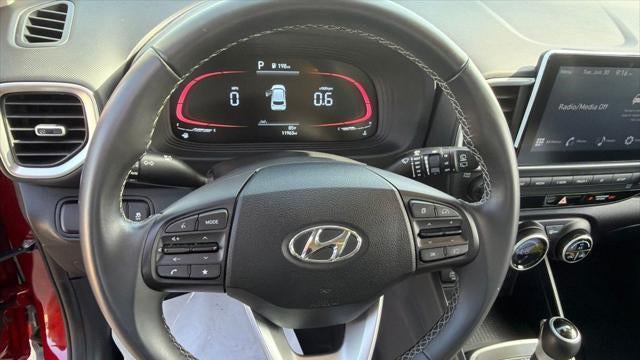 2025 Hyundai VENUE SEL