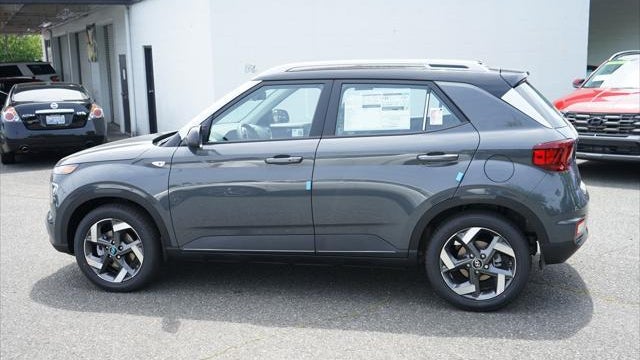 2025 Hyundai VENUE Limited