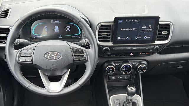 2025 Hyundai VENUE SEL