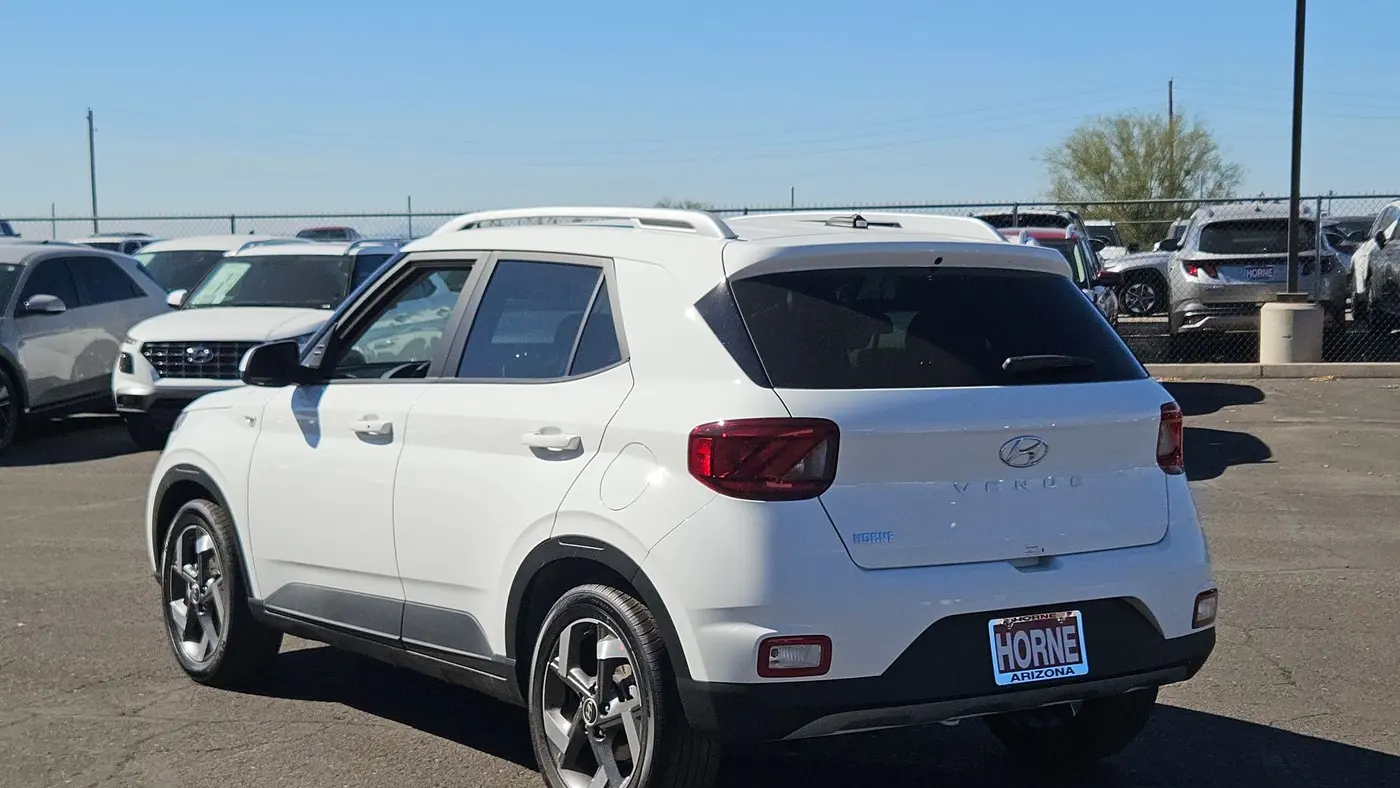 2026 Hyundai VENUE SEL