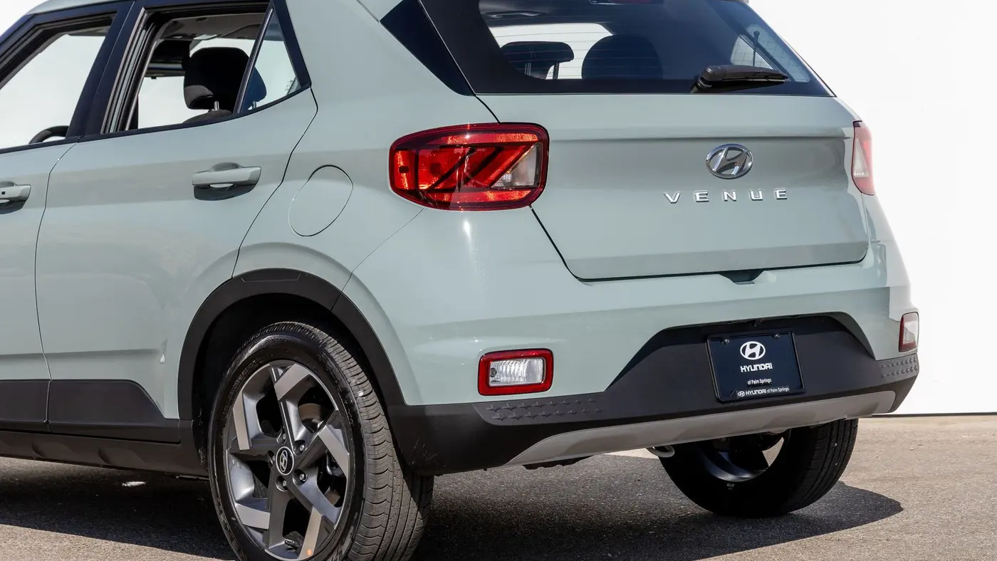 2026 Hyundai VENUE SEL