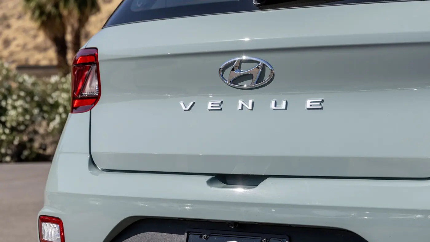 2026 Hyundai VENUE SEL